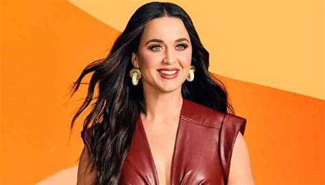 katy perry sexy body|Katy Perry stuns in bold swimsuit as she poses up a。